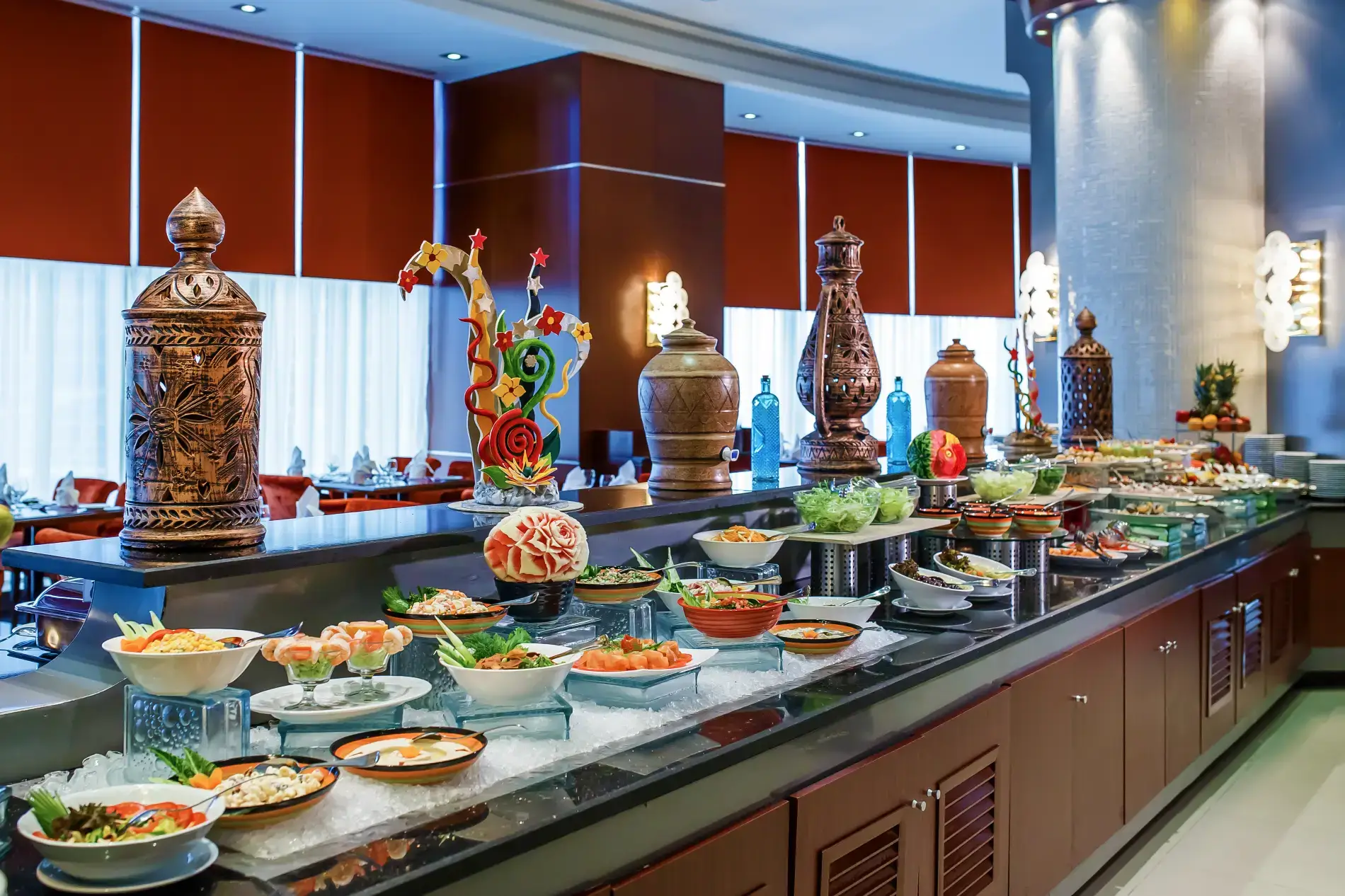 dining at the best hotel in fujairah